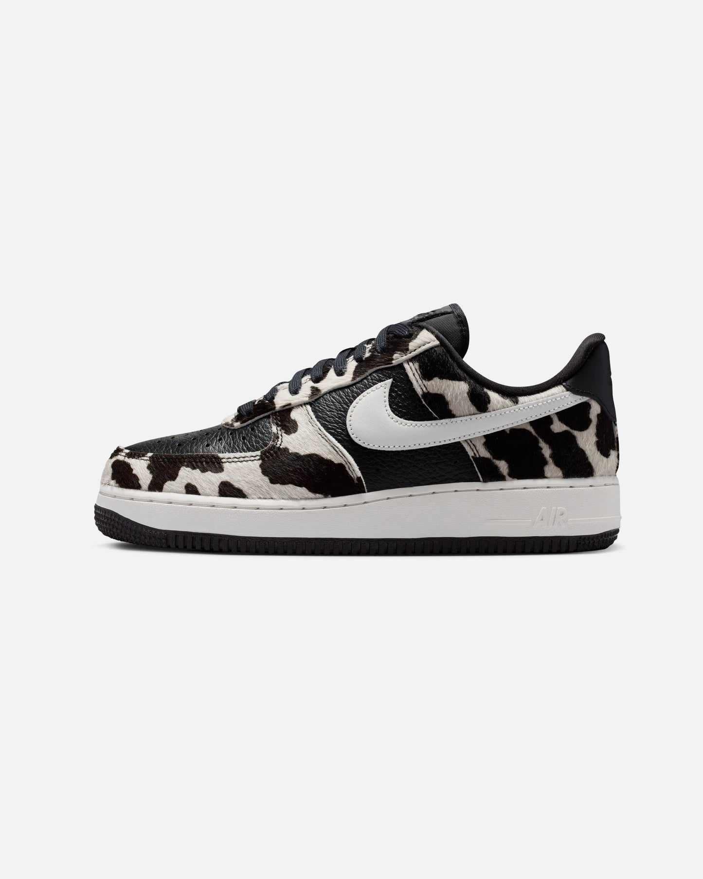 Nike WMNS Air Force 1 '07 - Black / Phantom — view 2 of 6