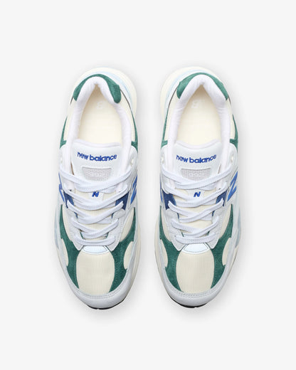 New Balance 992 'made In Usa' - White/ Marshgreen — view 4 of 5