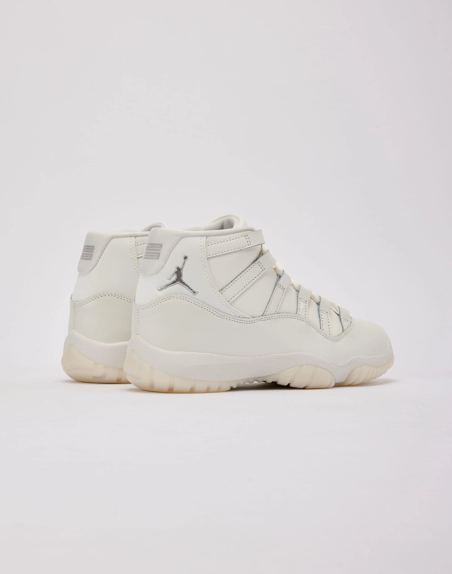 Jordan Air Jordan 11 Retro 'Pearl' — view 3 of 6