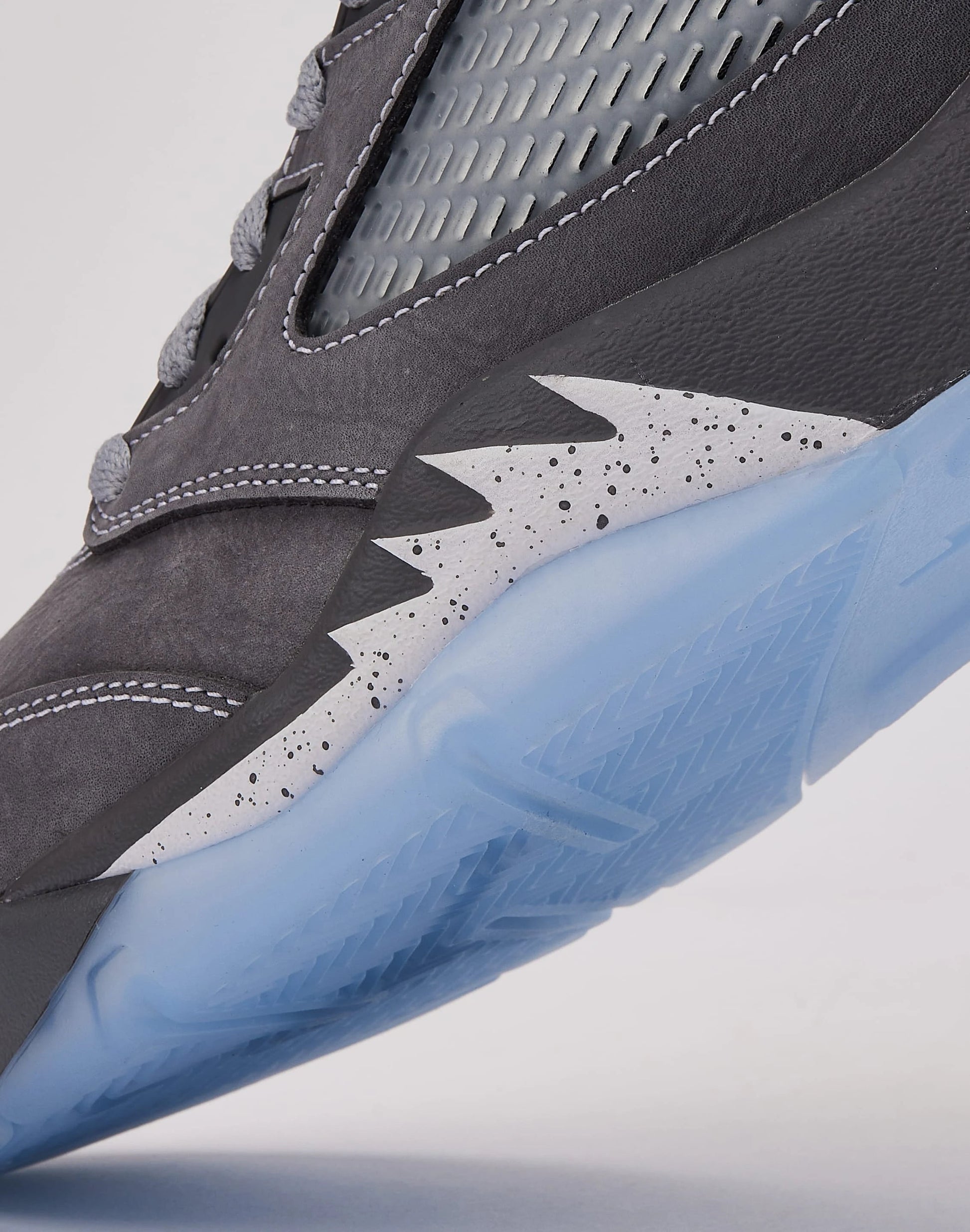 Jordan Air Jordan 5 Retro 'Wolf Grey' — view 6 of 6