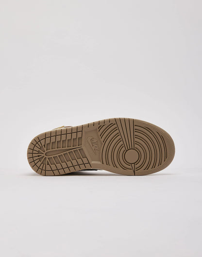 Jordan Air Jordan 1 Retro High OG 'Khaki and Sail' — view 4 of 6