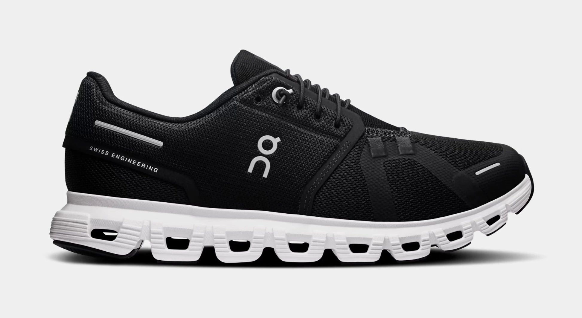 Cloud 6 Womens Running Shoes (Black/White) — view 2 of 4