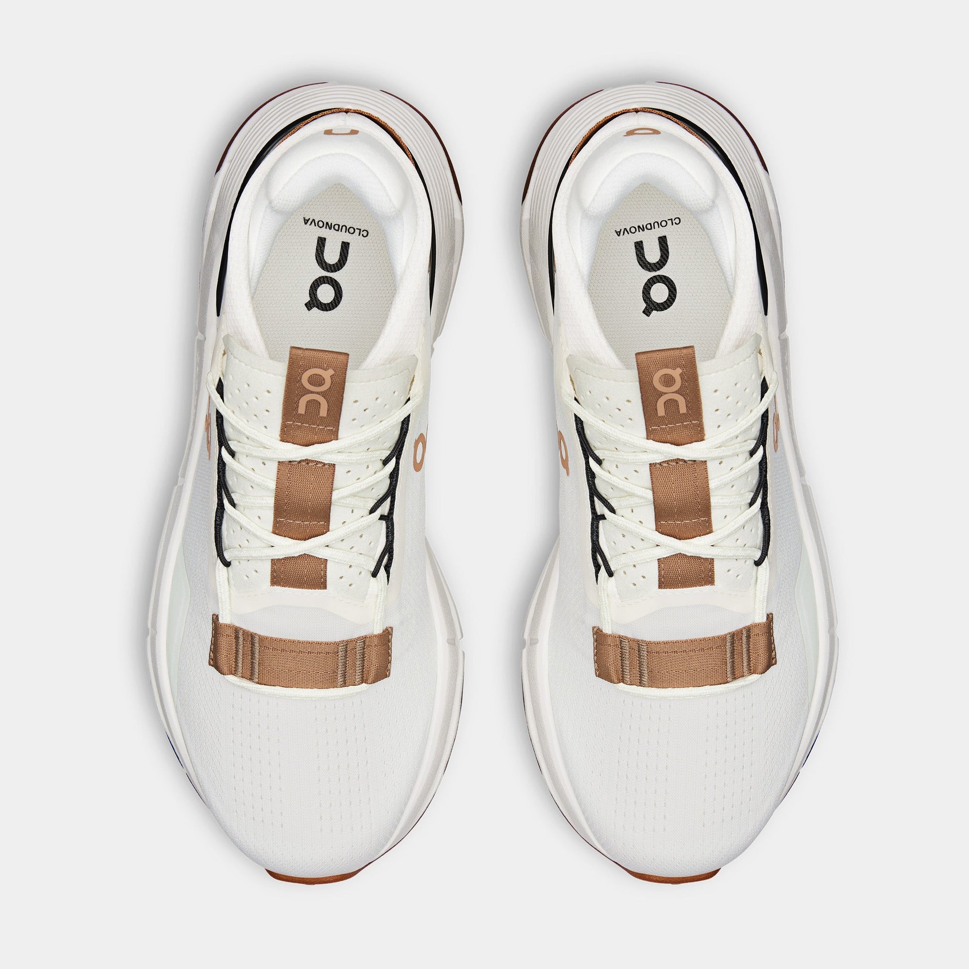 Cloudnova 2 Womens Running Shoes (Ivory/Sphinx) — view 2 of 4