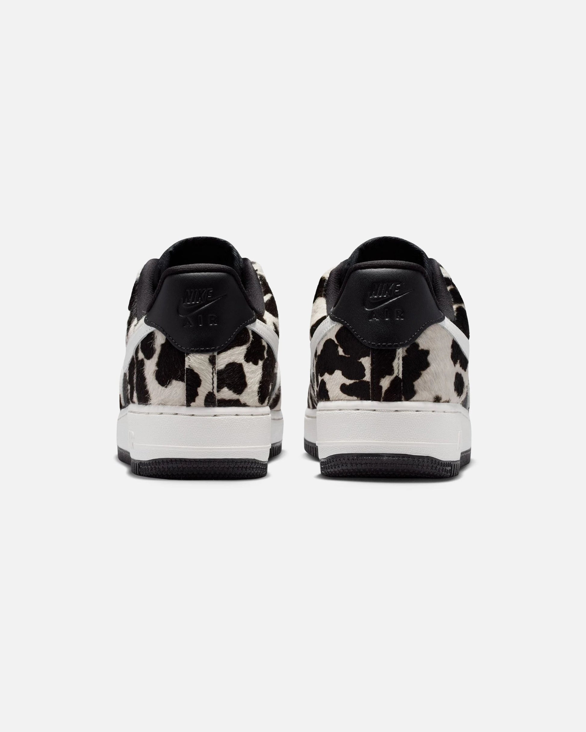 Nike WMNS Air Force 1 '07 - Black / Phantom — view 3 of 6