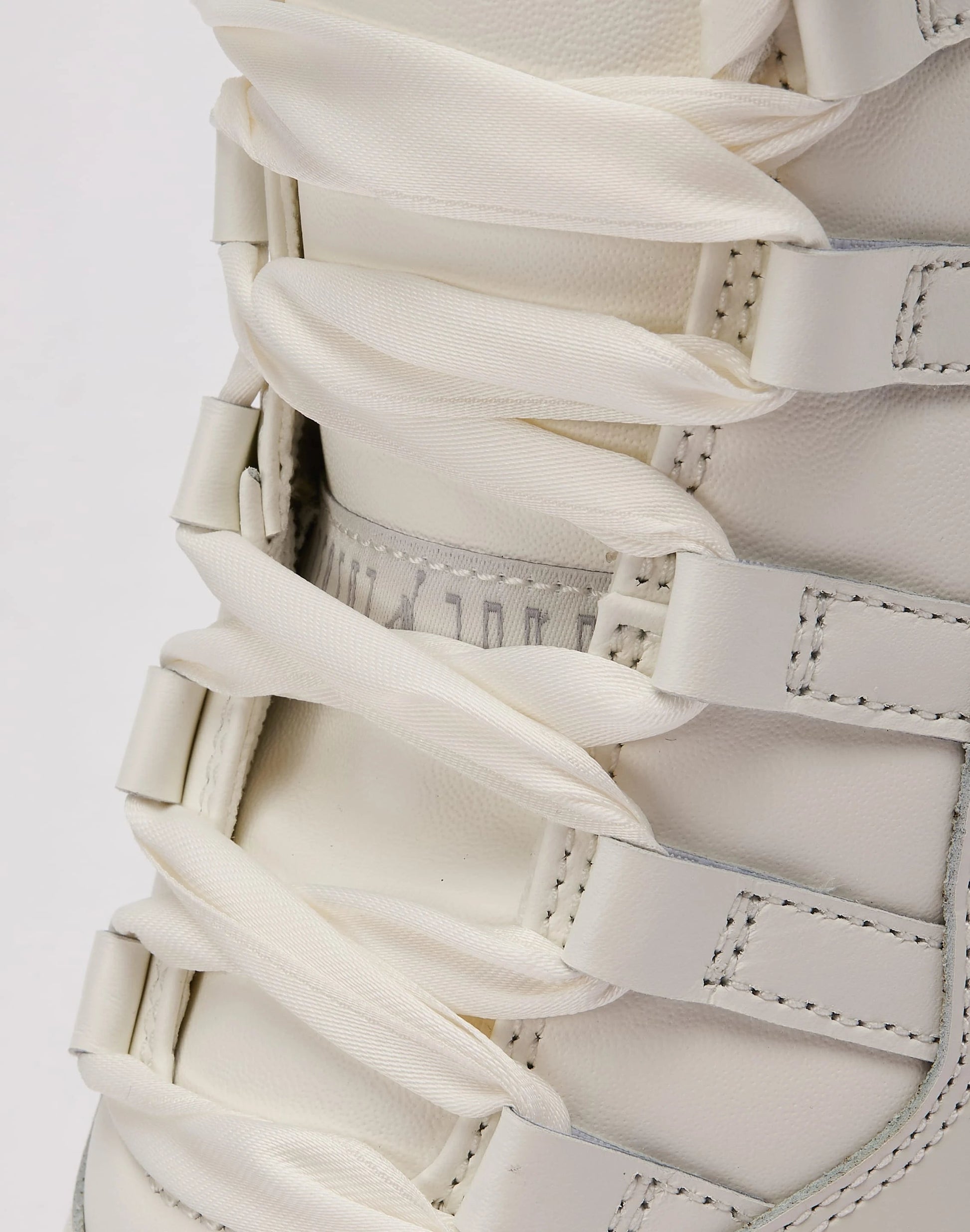 Jordan Air Jordan 11 Retro 'Pearl' — view 6 of 6