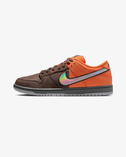 Nike SB Dunk Low Pro - Safety Orange/ Wolf Grey — view 2 of 6