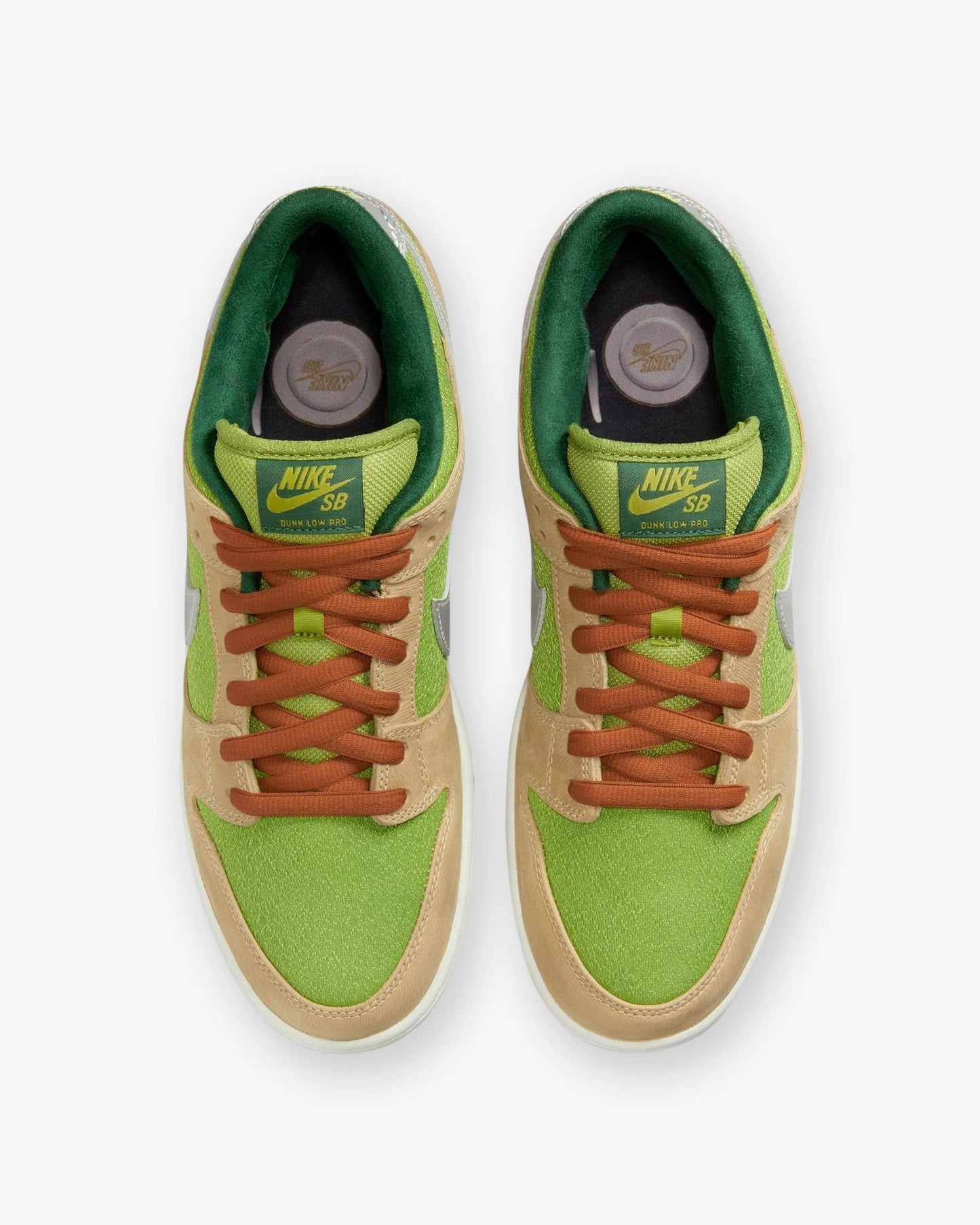 Nike SB Dunk Low Pro - Sesame/ Metallicsilver/ Pear — view 4 of 5