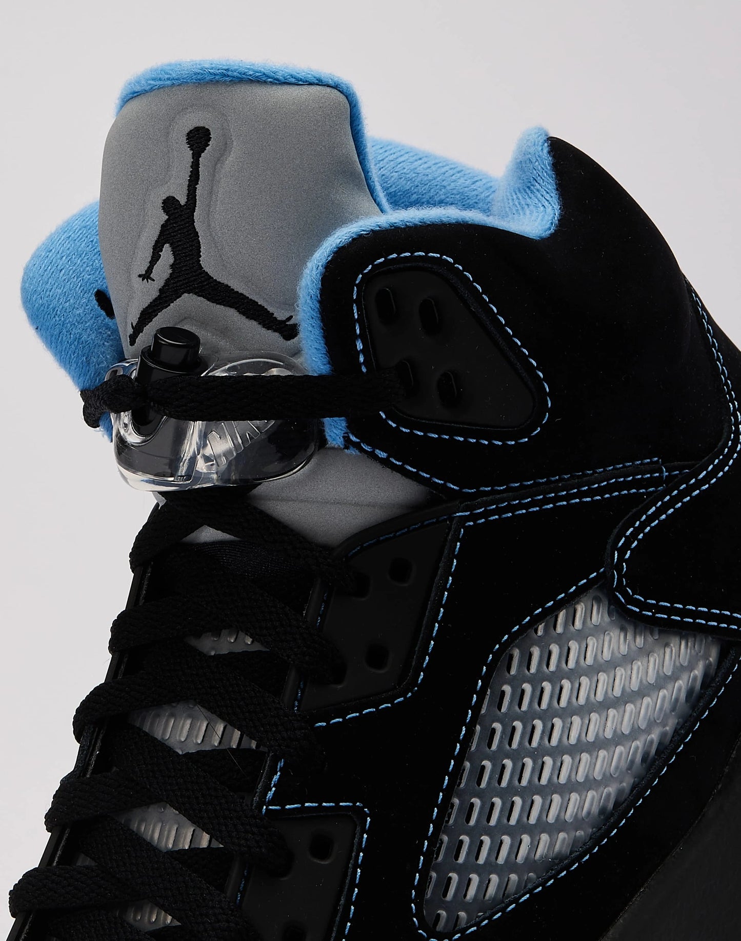 Jordan Air Jordan 5 Retro 'Black and University Blue' — view 6 of 6