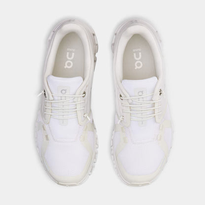 Cloud 6 Womens Running Shoes (White/White) — view 2 of 3