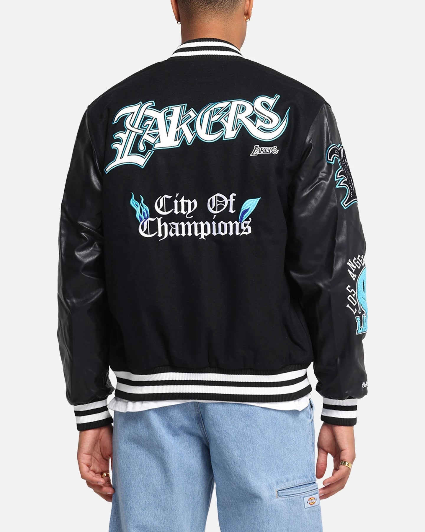 Mitchell & Ness Los Angeles Lakers City Of Champions Varsity Jacket Black — view 2 of 6