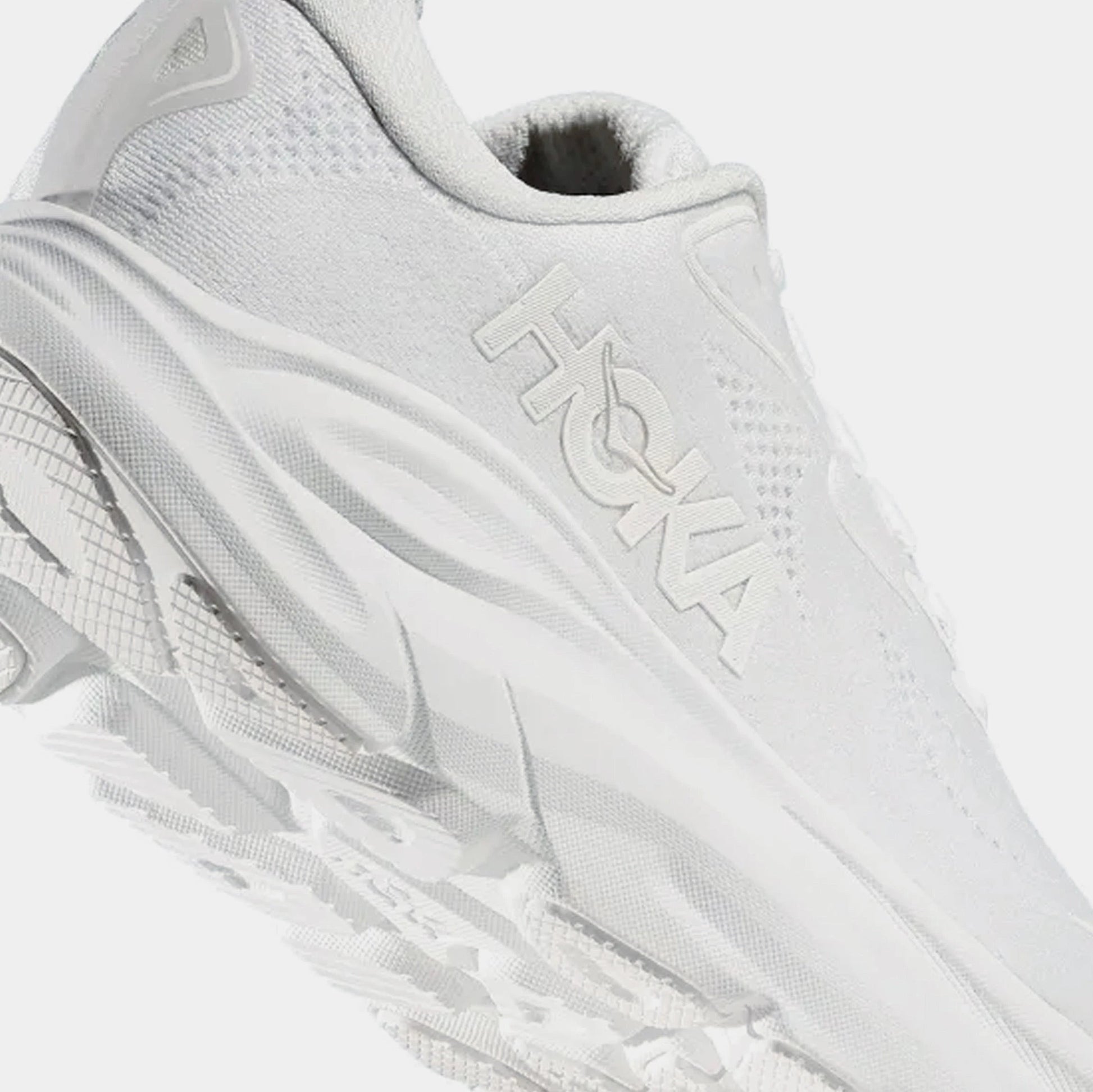 Clifton 10 Womens Running Shoes (White/White) — view 4 of 4