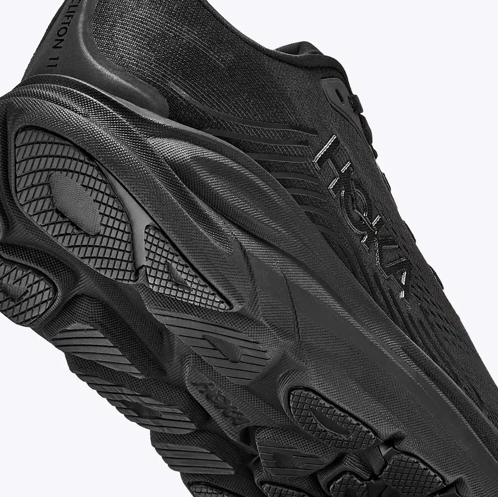 Clifton 11 Mens Running Shoes (Black) — view 3 of 4