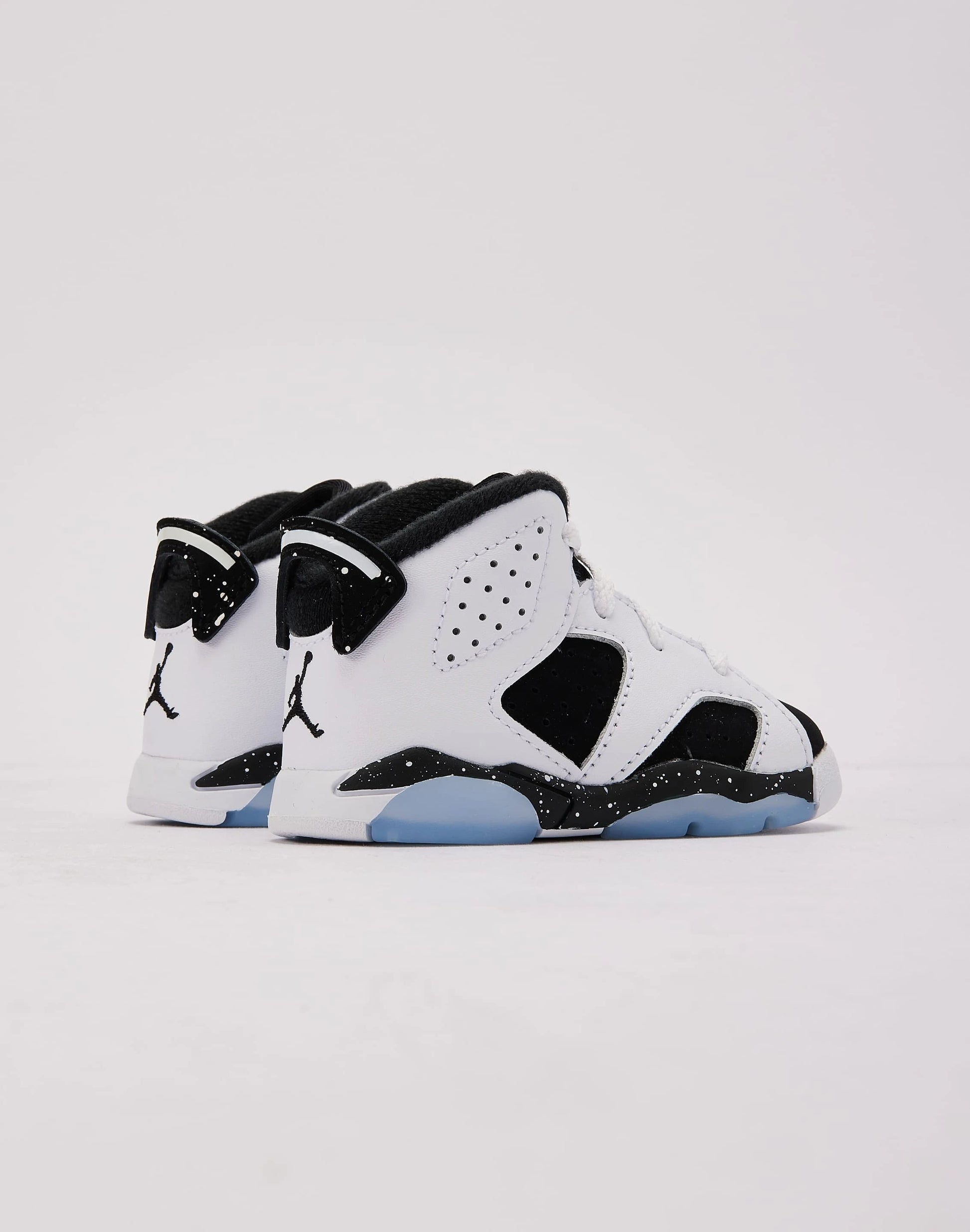 Jordan Air Jordan 6 Retro 'Oreo' — view 3 of 6