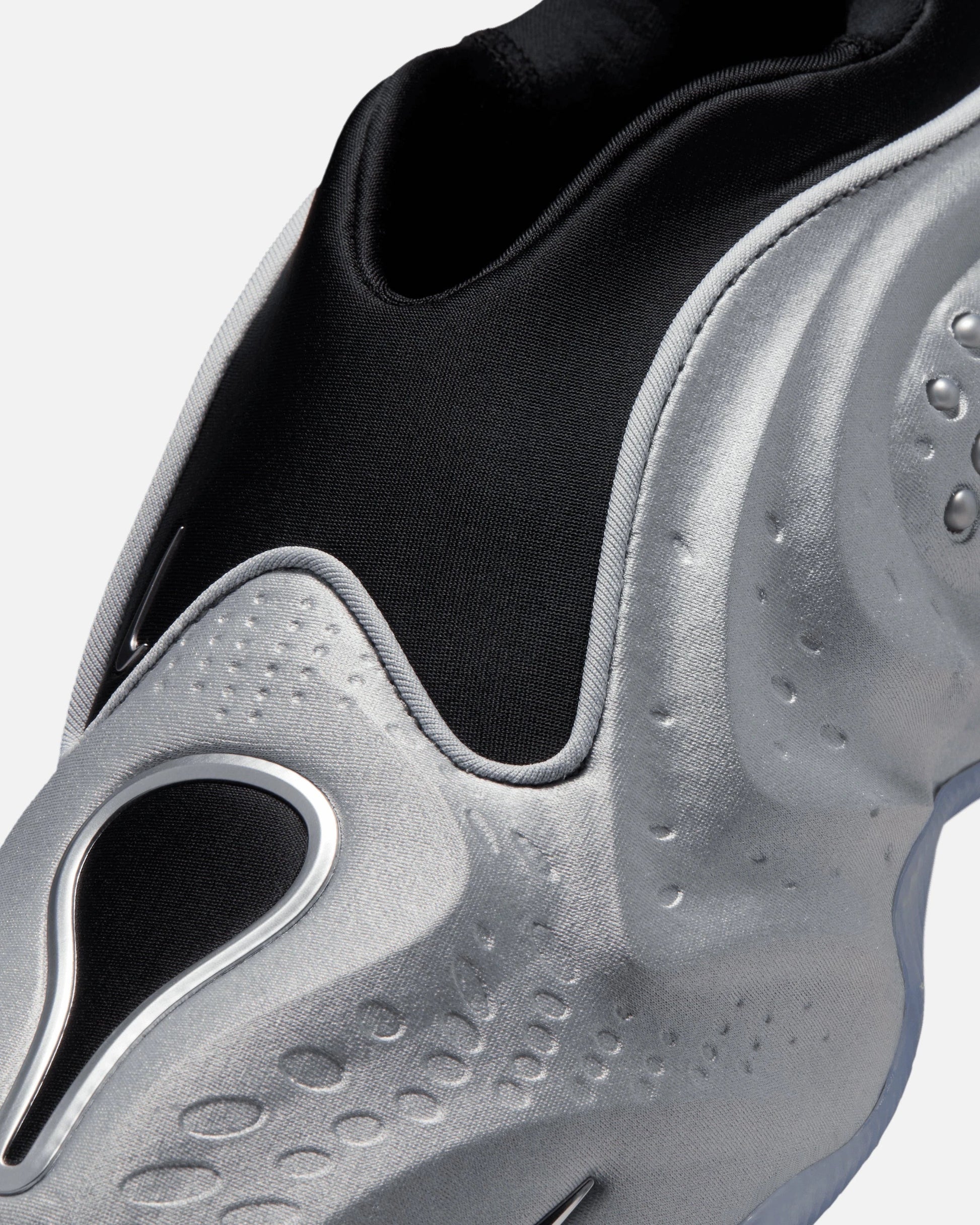 Nike WMNS First Sight - Metallic Silver/ Black — view 6 of 6