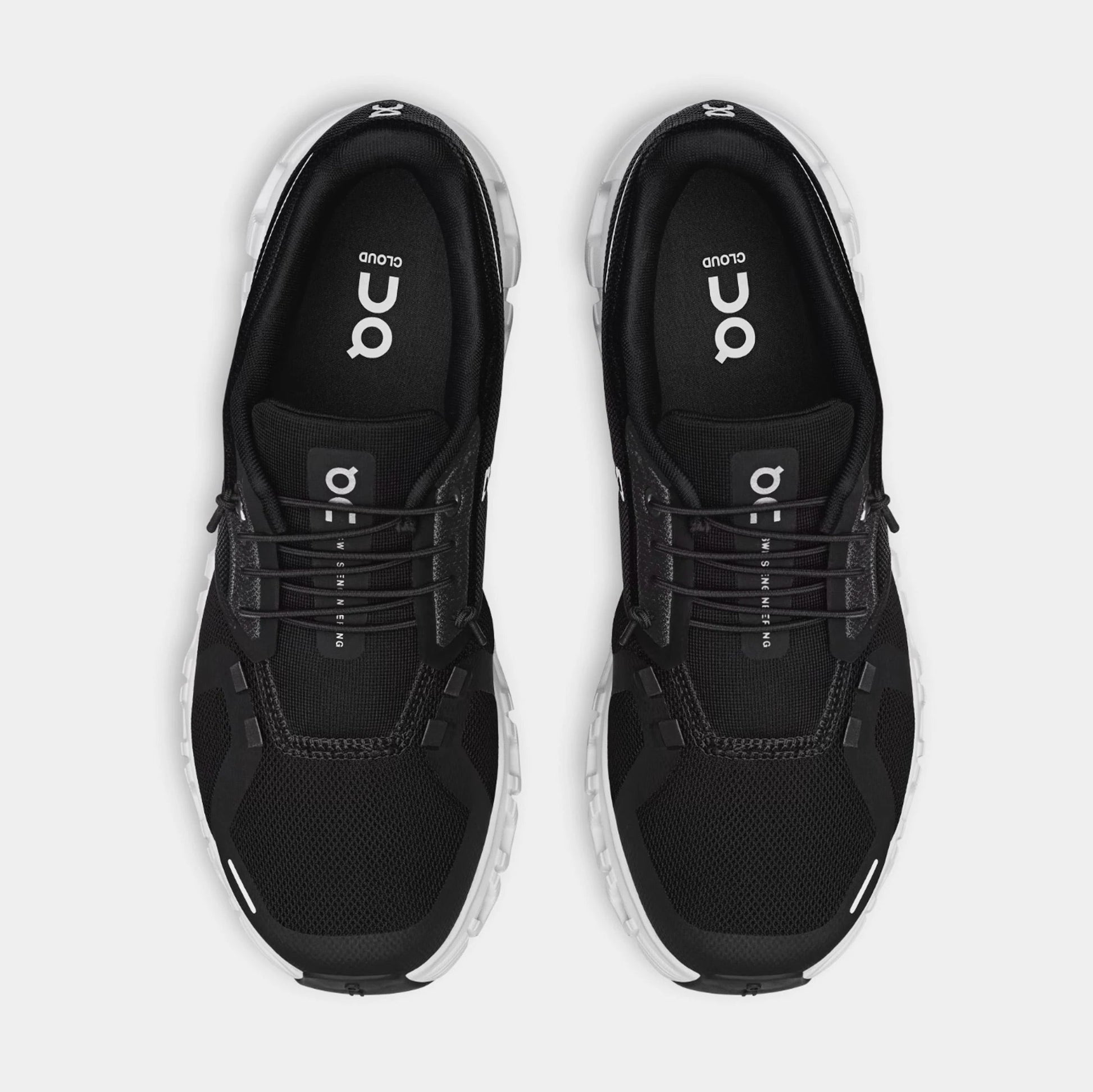 Cloud 6 Womens Running Shoes (Black/White) — view 1 of 4