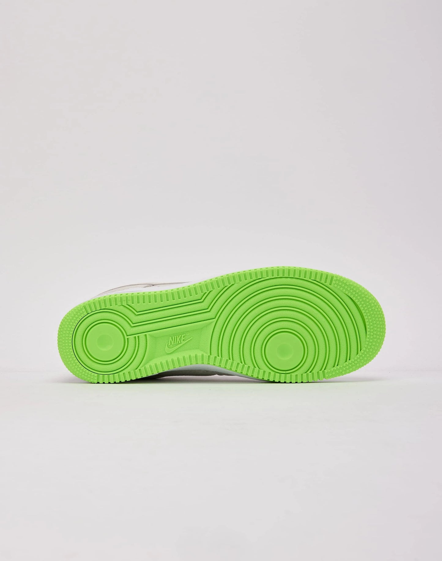 Nike Kobe Bryant Air Force 1 Low 'Electric Green' — view 4 of 6
