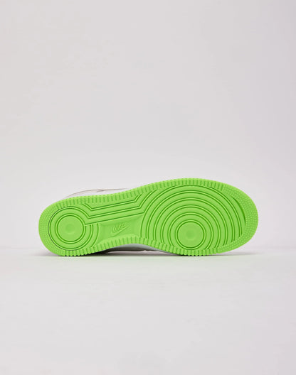 Nike Kobe Bryant Air Force 1 Low 'Electric Green' — view 4 of 6