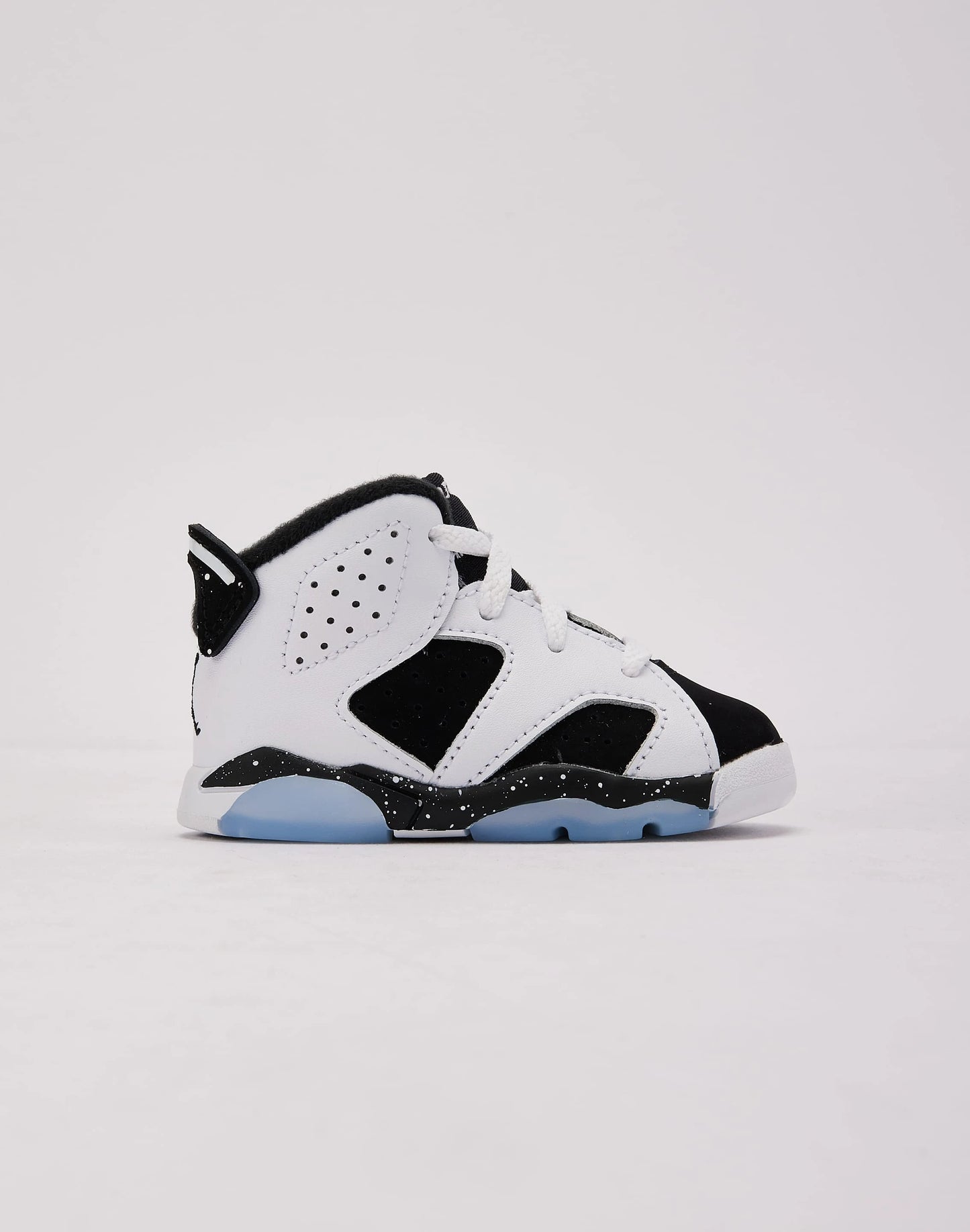 Jordan Air Jordan 6 Retro 'Oreo' — view 1 of 6