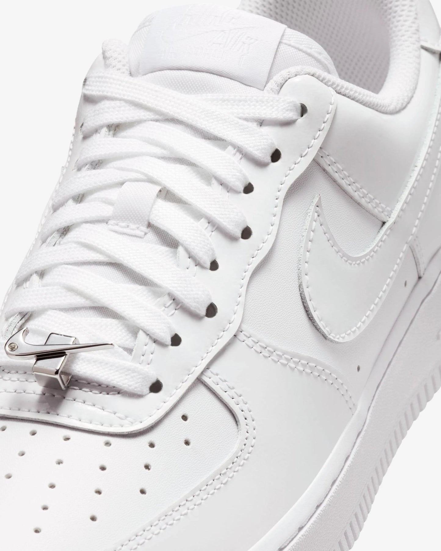 Nike WMNS Air Force 1 '07 - White — view 5 of 6