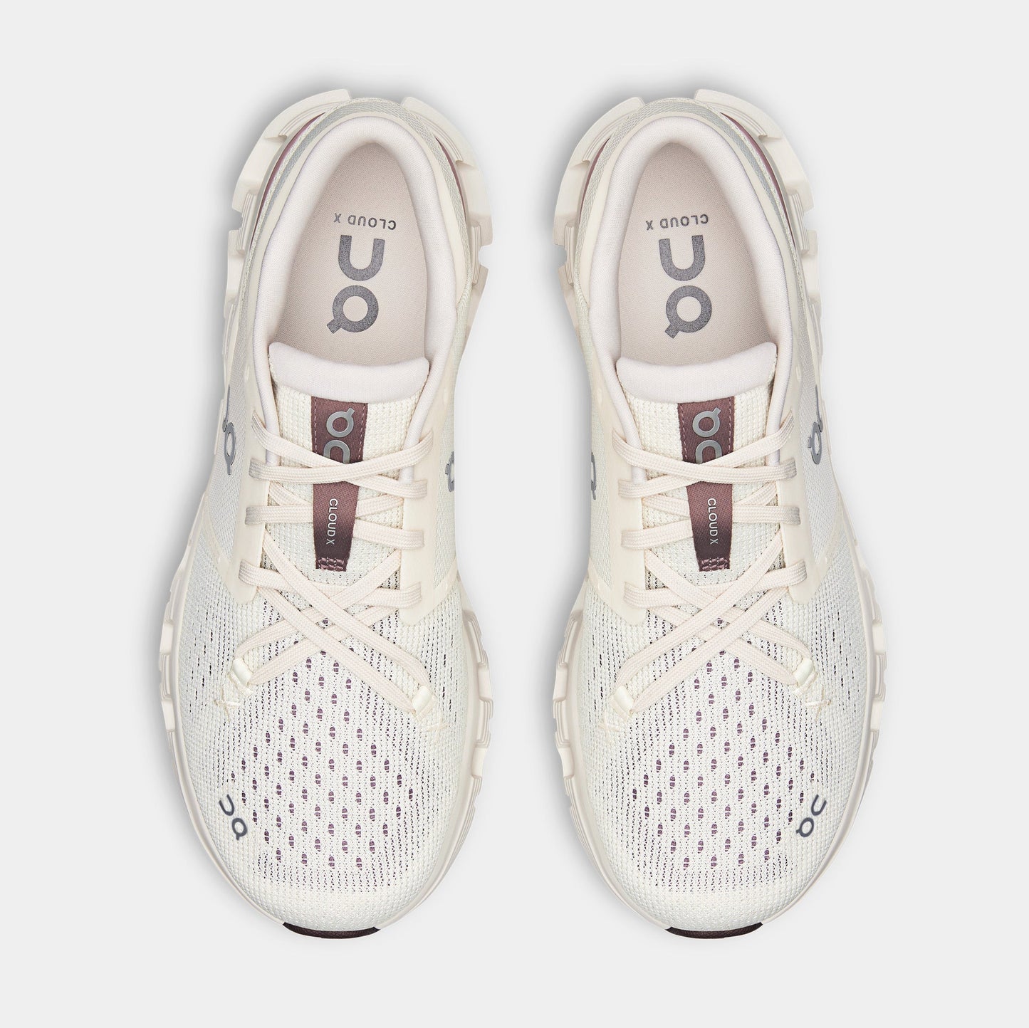 Cloud X 4 Womens Running Shoes (Ivory/Heron) — view 2 of 4