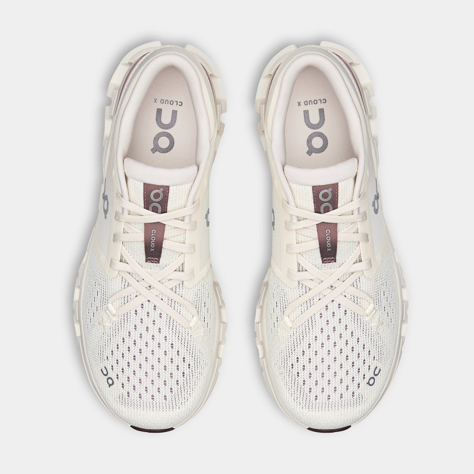 Cloud X 4 Womens Running Shoes (Ivory/Heron) — view 2 of 4