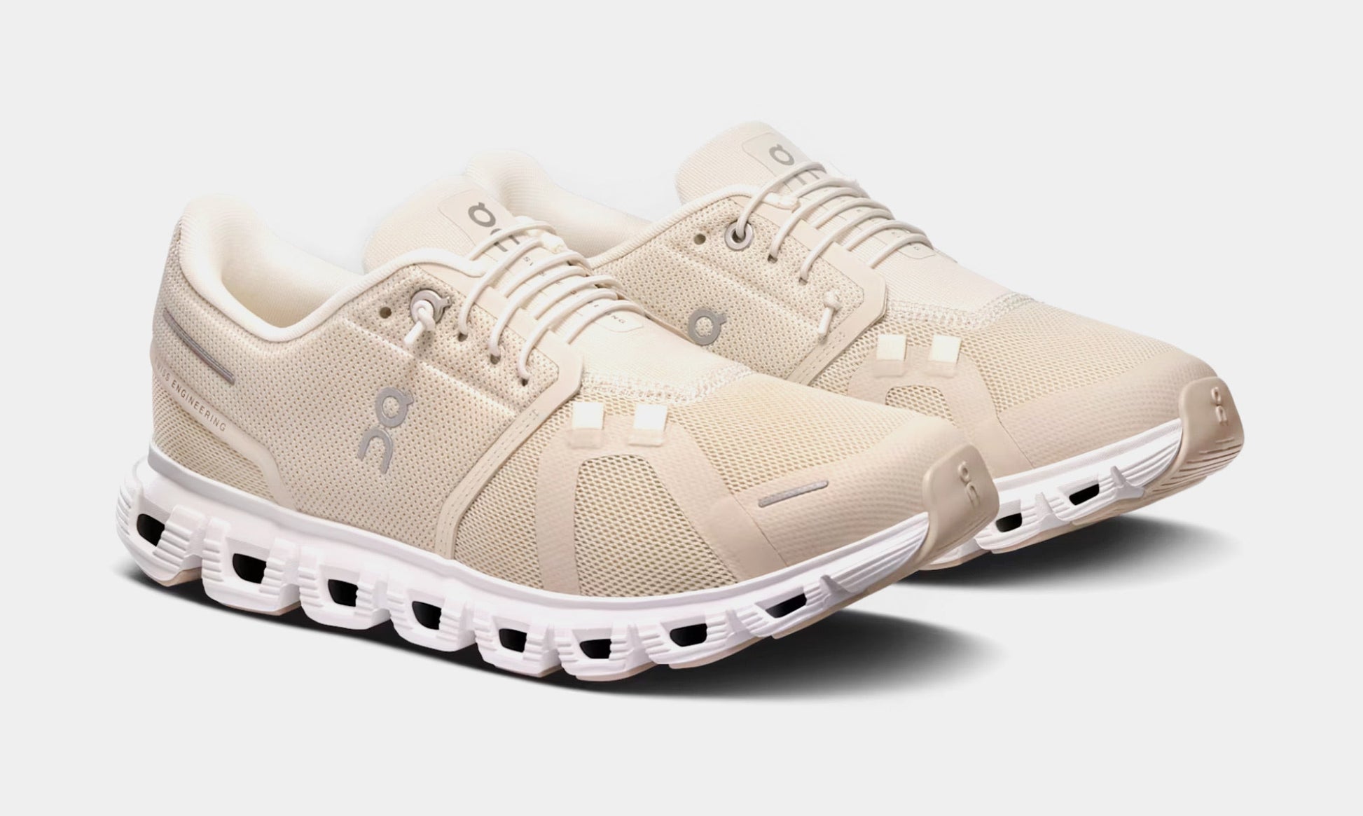 Cloud 6 Womens Running Shoes (Pearl/White/White) — view 3 of 3