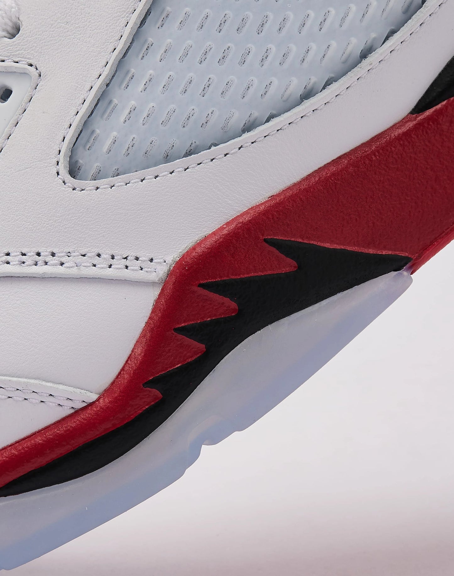 Jordan Air Jordan 5 Retro 'Fire Red Black Tongue' — view 6 of 6