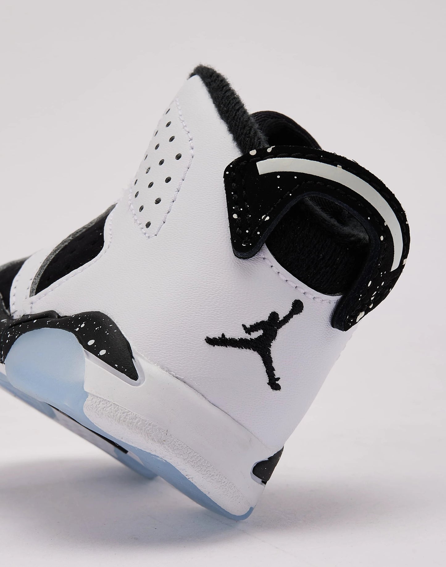 Jordan Air Jordan 6 Retro 'Oreo' — view 5 of 6